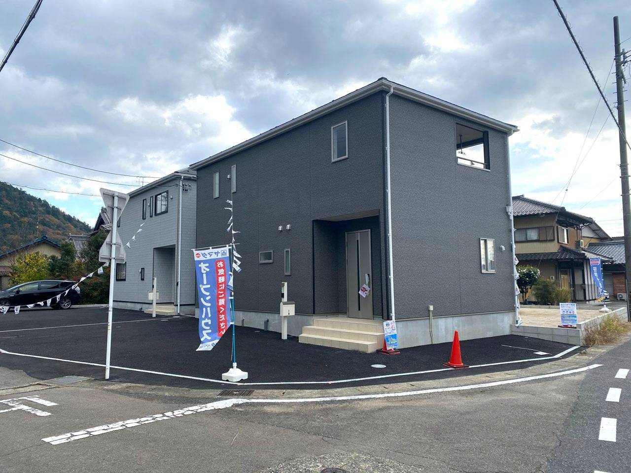 加茂郡川辺町の新築戸建てが完成しました。