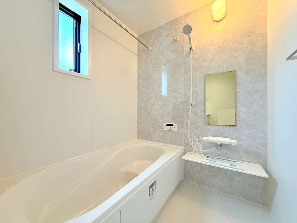 リビング隣接の洋室