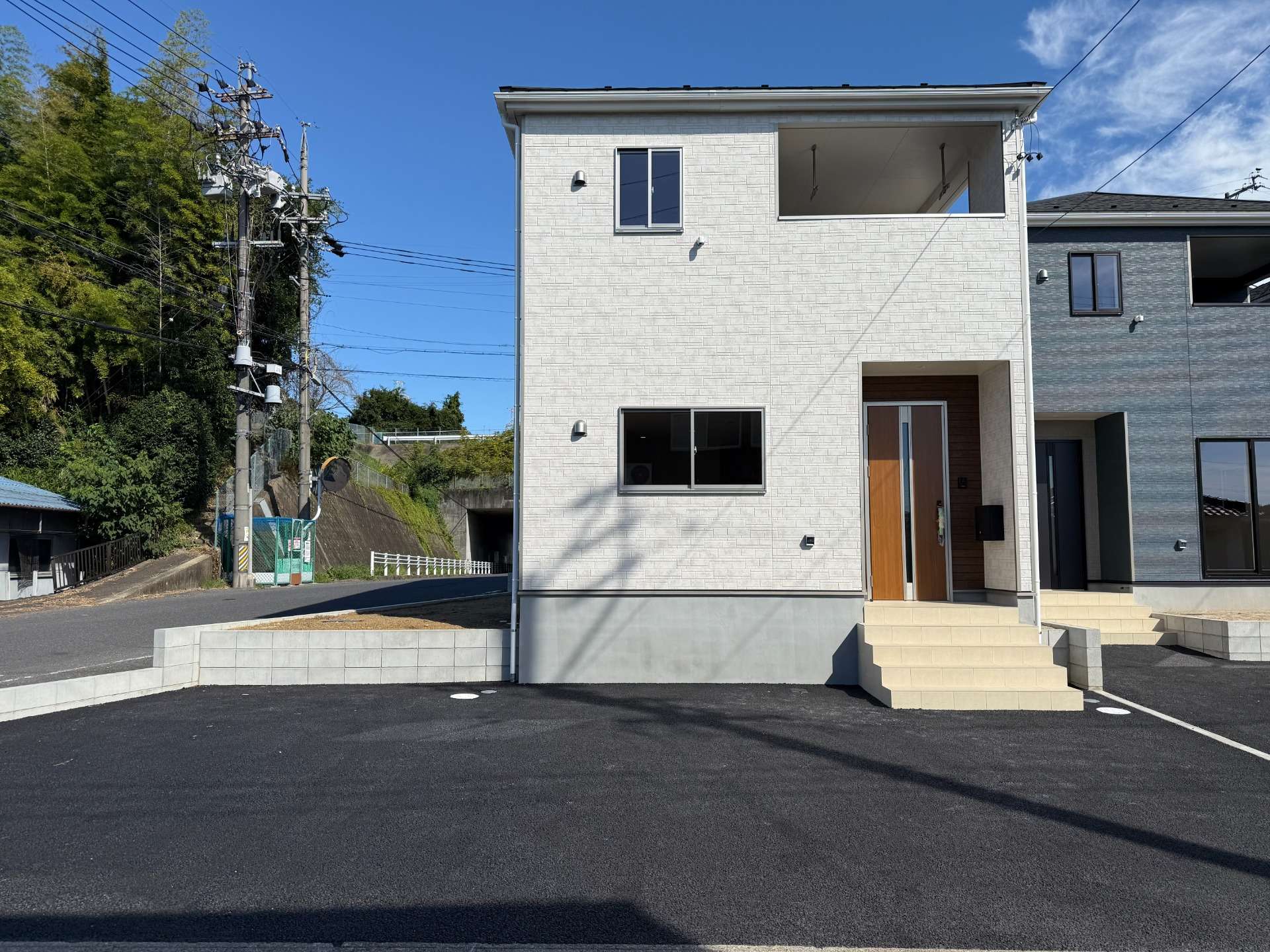 ご成約【可児市土田井ノ鼻 新築戸建て】1号棟 4LDK+フリールーム2帖